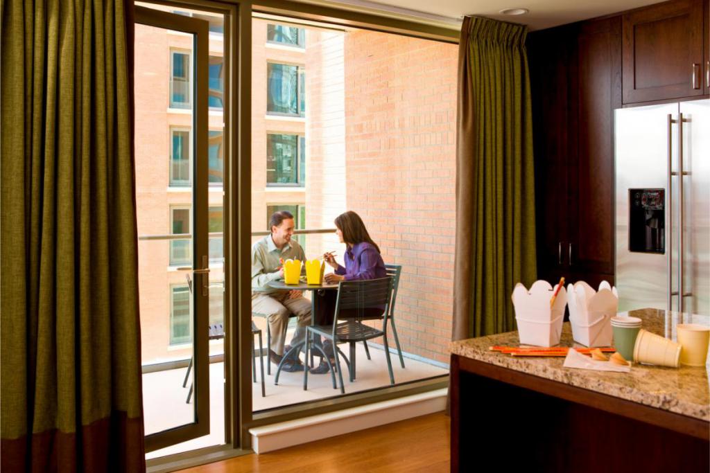 Richards Court Balcony High Rise Condo Salt Lake